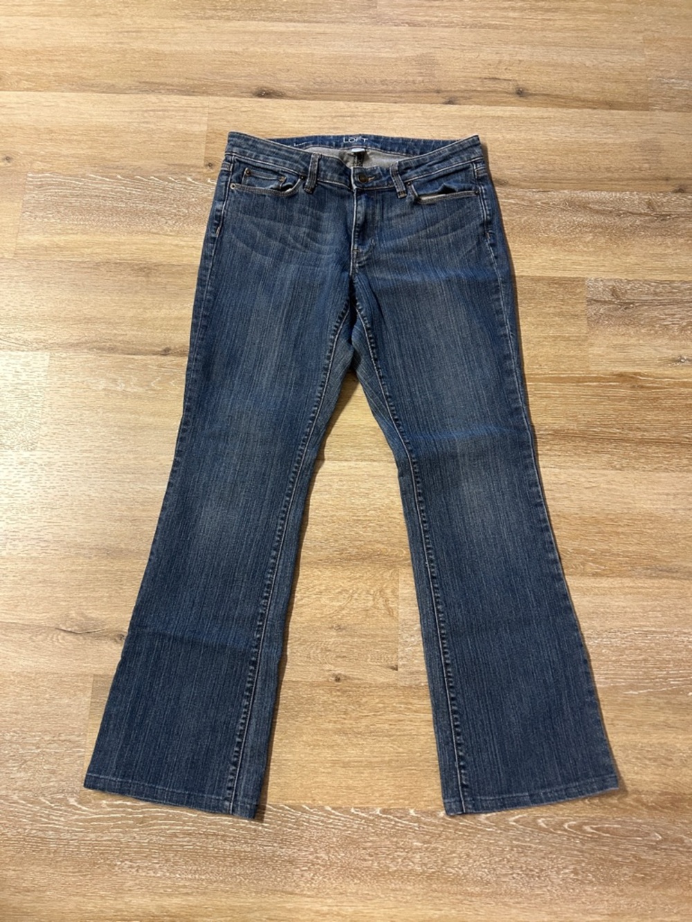 LOFT Curvy Bootcut Jeans Women's Size 8 - Picture 2 of 8